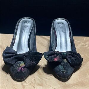 Bellini Black Kitten Heels